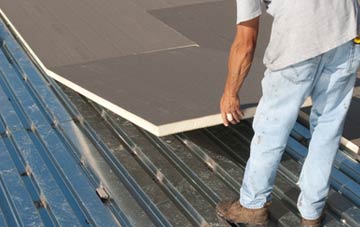 benefits of insulating Locking Stumps flat roofing