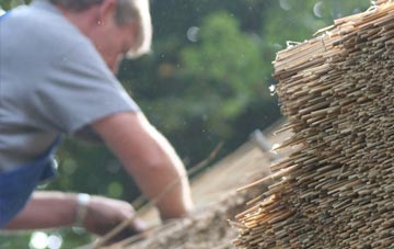 professional Locking Stumps thatchers